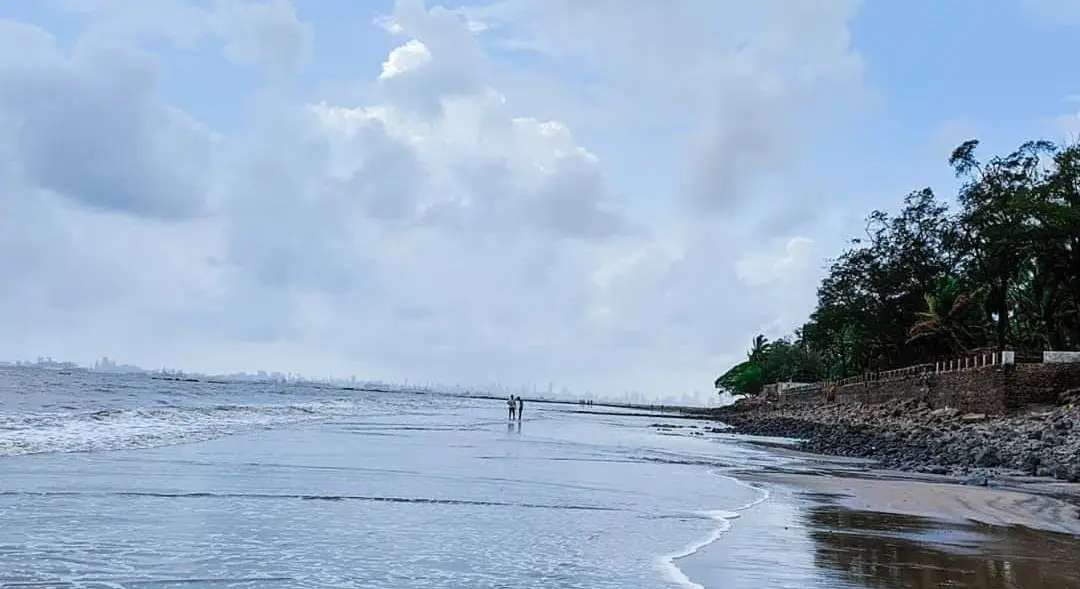 Pirwadi Beach